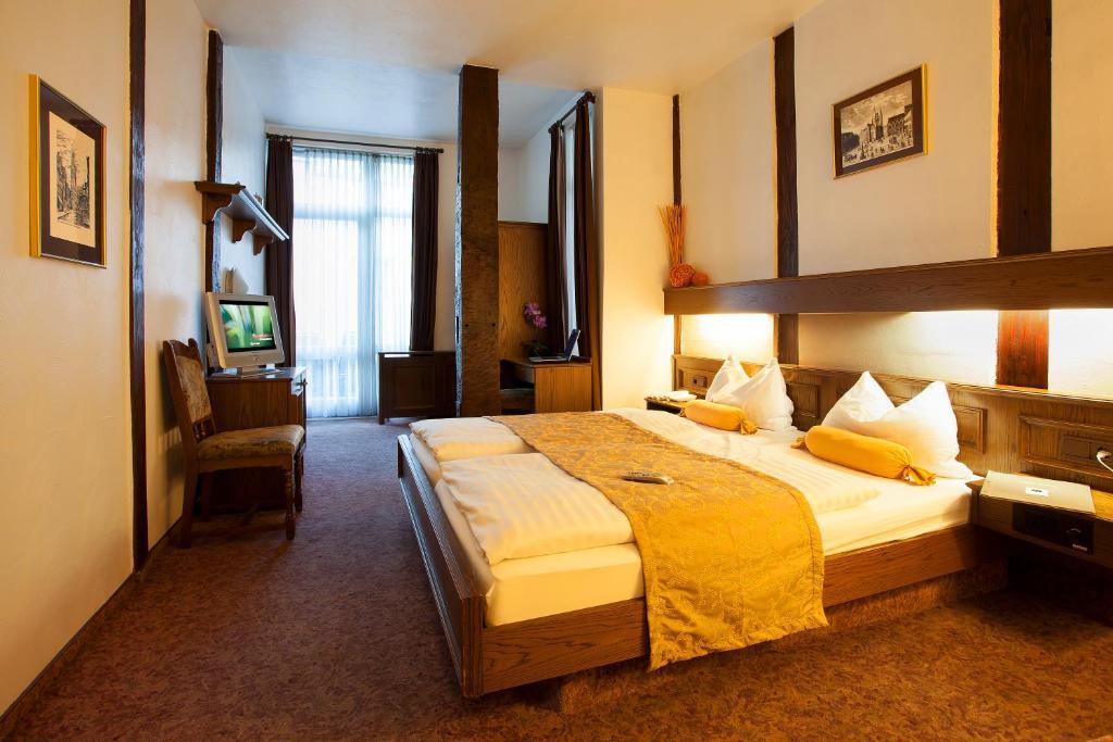 Hotel Ritter St. Georg Брауншвейг Номер фото